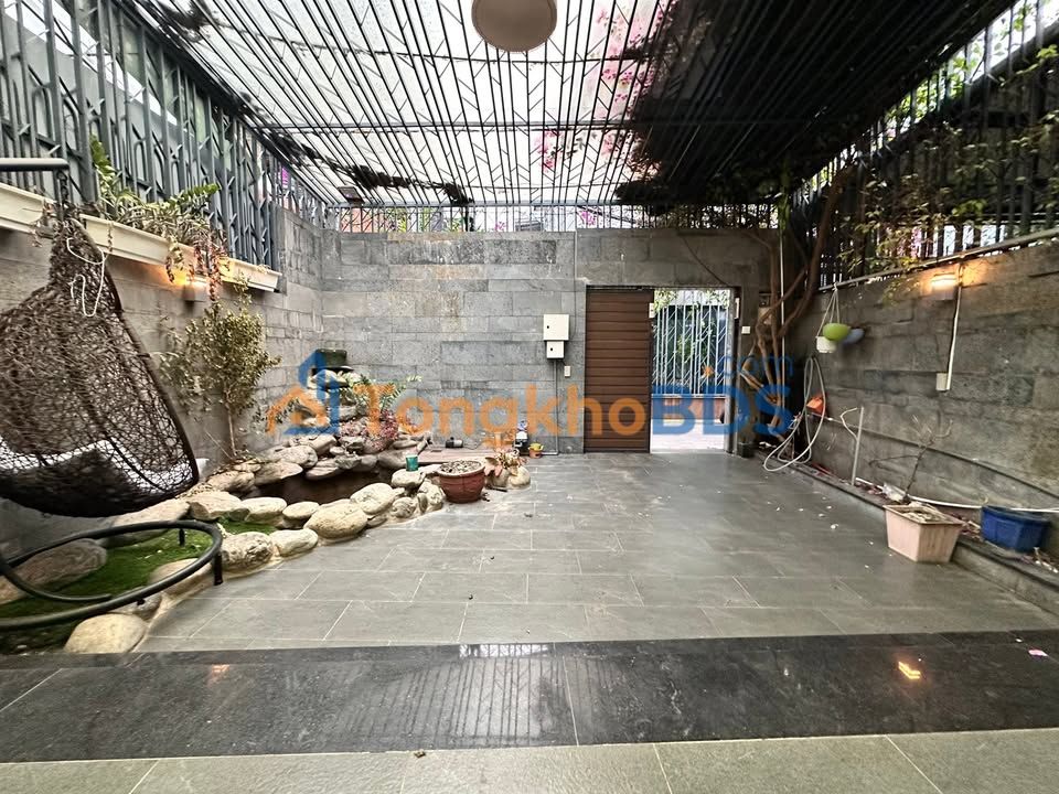 Nhà Nguyên Căn Phú Nhuận - 120m² Giá 2x Triệu, Sẵn Sàng Kinh Doanh/Ở