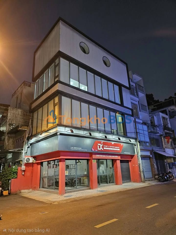 Cho thuê nhà mặt tiền Quận 10 - 2MT kính, 66m², 50 Triệu/Tháng