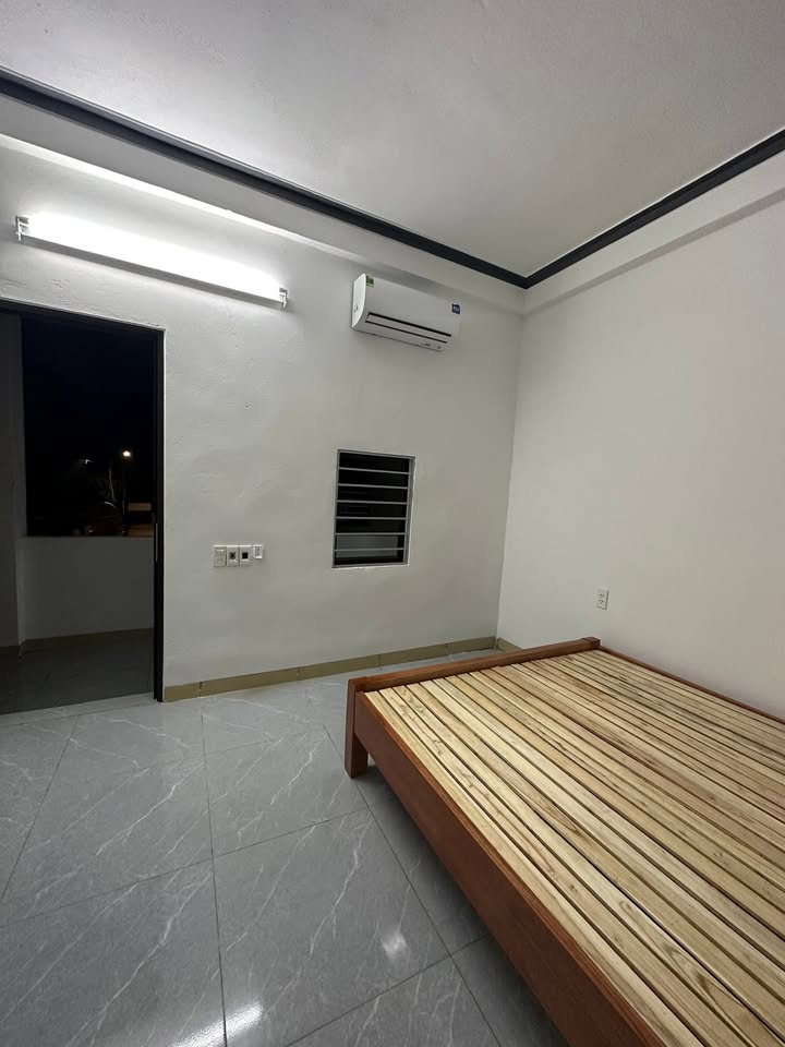 Cho Thuê Phòng Trọ Gần KCN Phú Hà - 18m² - An Ninh 24/7