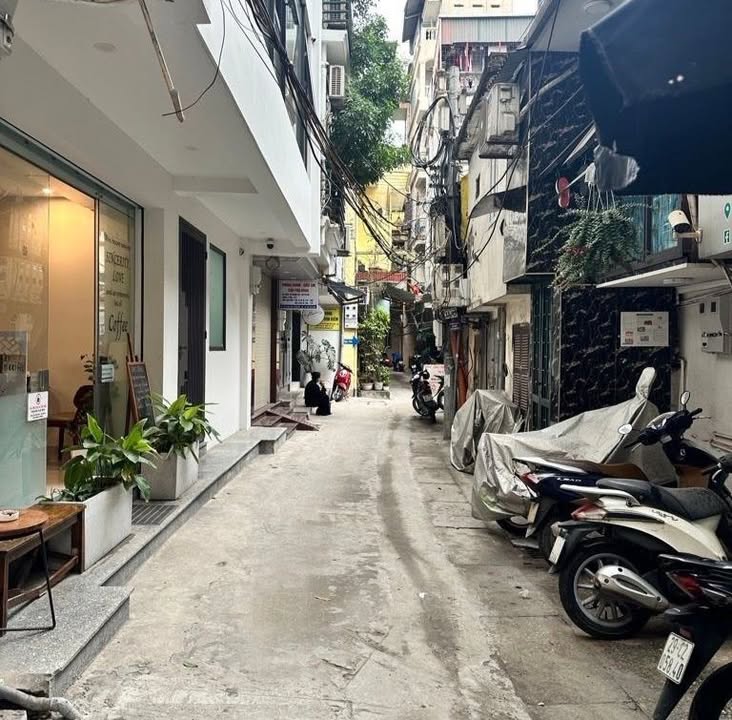 Nhà 6 Tầng Lý Nam Đế, Hoàn Kiếm - Ngõ Kinh Doanh, 31m², Sổ Đỏ