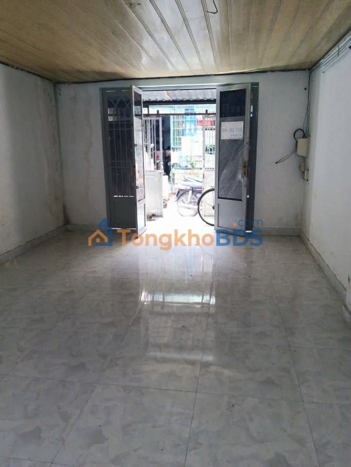 Nhà Nguyên Căn 64m² Quận 12 - Giá 4.5 Triệu/Tháng, Sẵn Ở Ngay