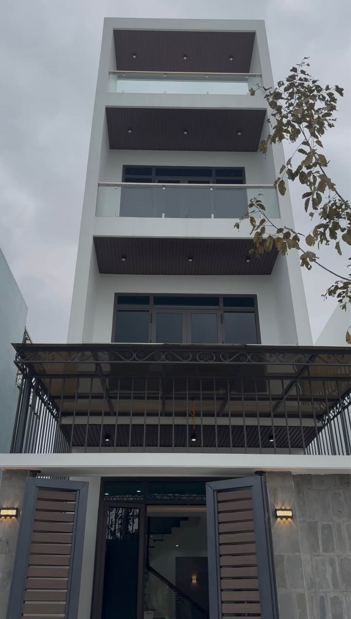 Bán nhà 3 tầng 72m² Đồng Quýt - Nam Định, 3PN, Giá 4.75 tỷ