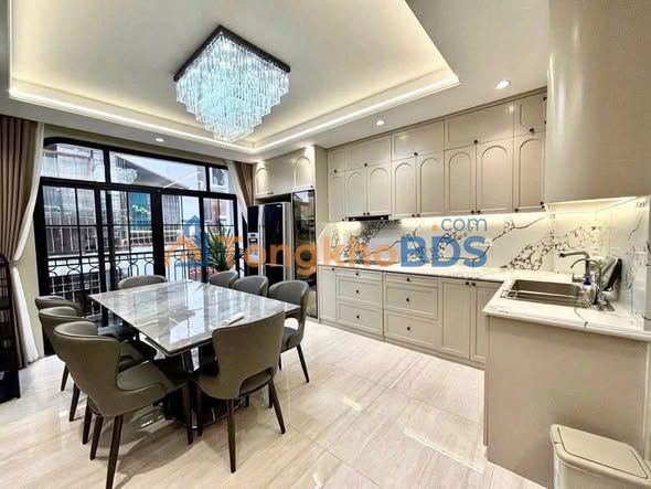 Nhà 56m² Trung tâm Long Biên - 4 Tầng, Ngõ Ô tô, Gần Aeon Mall