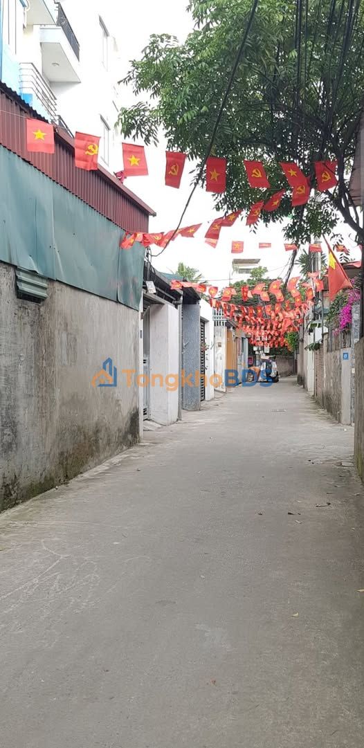 Bán đất Phúc Lợi Long Biên 35m² - Lô góc, ô tô vào nhà, 5.8 tỷ