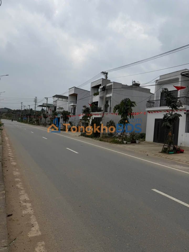 Đất Yên Bái RiverSide 100m² - Hướng Đông Nam, Giá 3.3 Tỷ