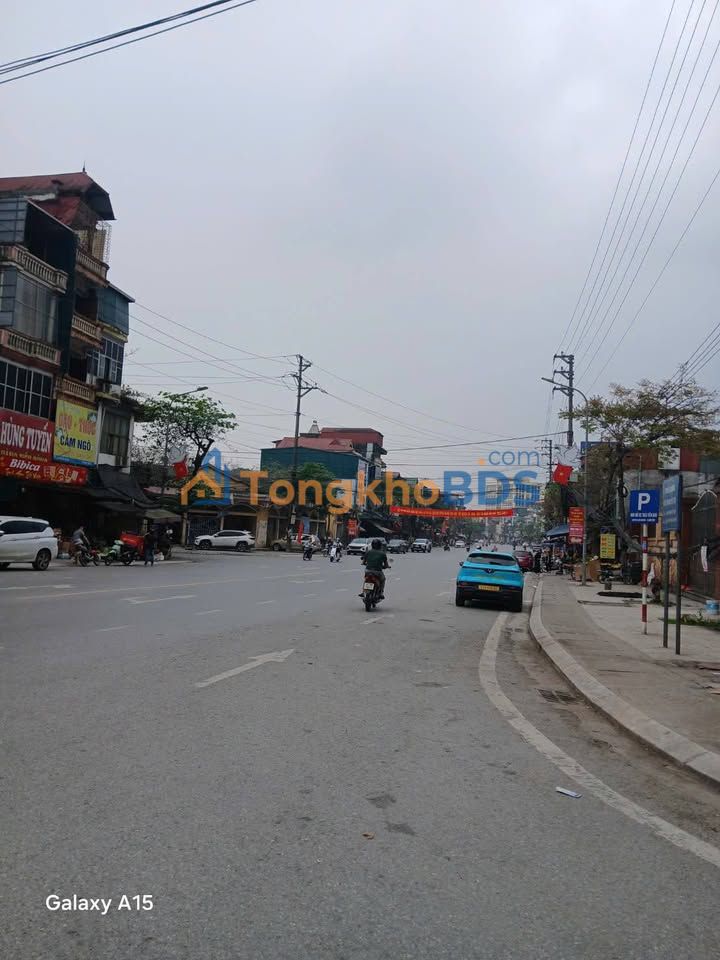 Nhà 3 tầng Phan Đăng Lưu, Lục Yên - 80m² - Giá hơn 2 tỷ - Sổ đỏ sẵn sàng