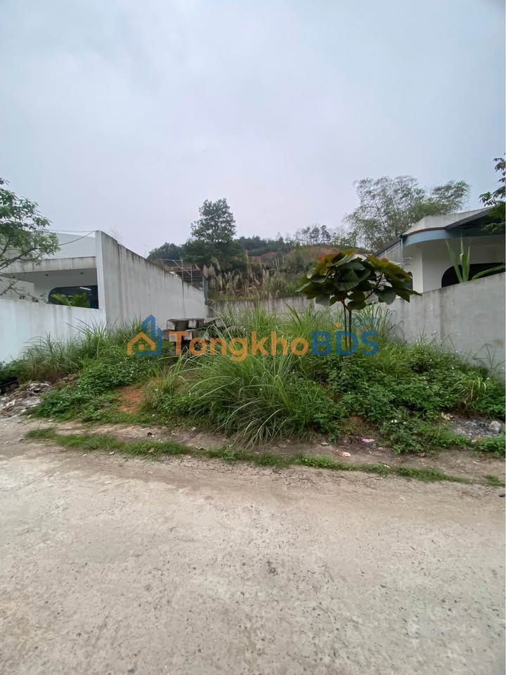 Bán đất 200m² đường Bảo Lương, Yên Bái - Sổ đỏ, vuông vắn, giá 3 tỷ