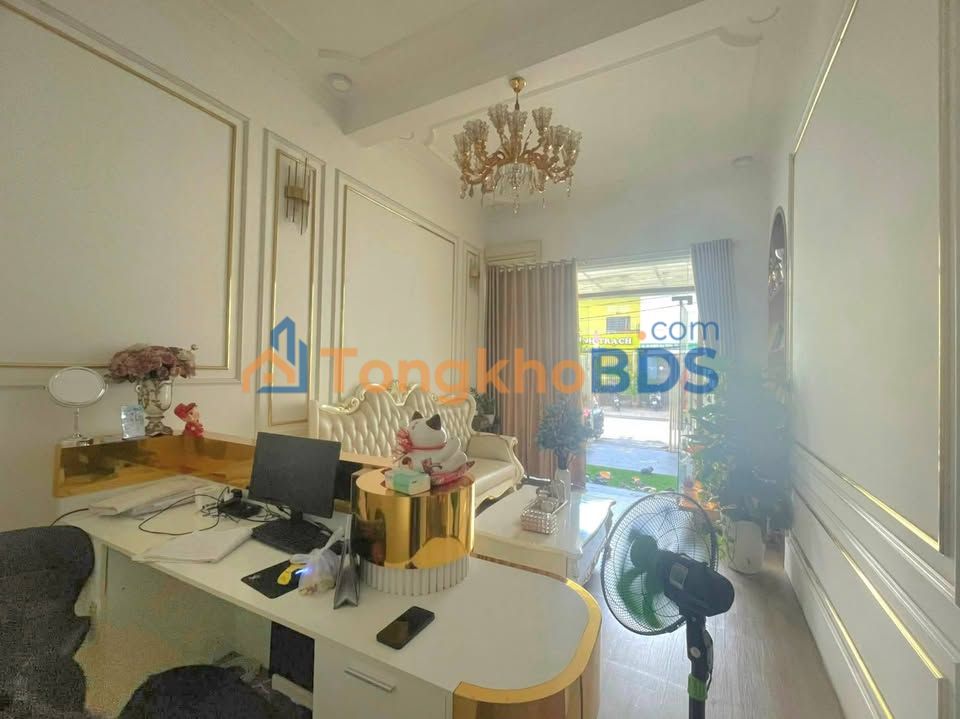 Nhà Nguyên Căn 4 Tầng Mặt Tiền Hoàng Hoa Thám, Hải Châu - Kinh Doanh Đắc Lợi