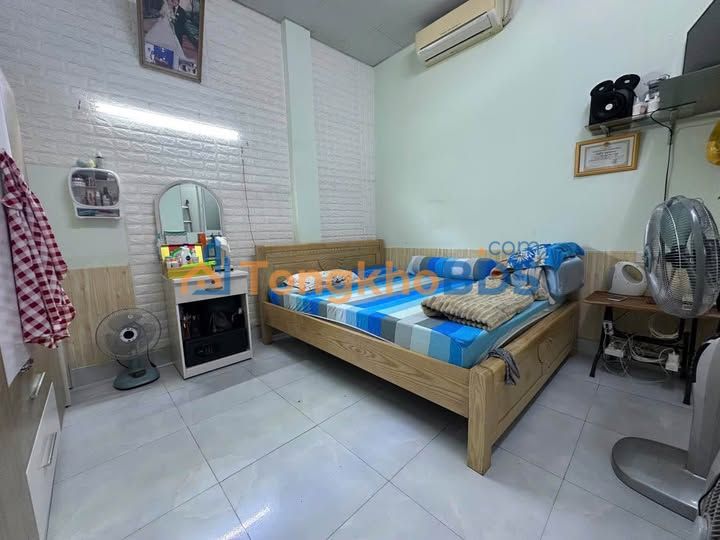 Nhà 2 Tầng Hương Lộ Ngọc Hiệp, Nha Trang - 4PN, 3.75 Tỷ