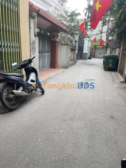 Nhà 5 Tầng Hồ Tùng Mậu, Cầu Giấy - 36m², Sẵn Ở, Vài Bước Ra Ô Tô