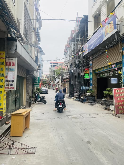 Nhà Mặt Phố Nguyên Xá - Kinh Doanh Đắc Lợi - 35m² - Hơn 8 Tỷ