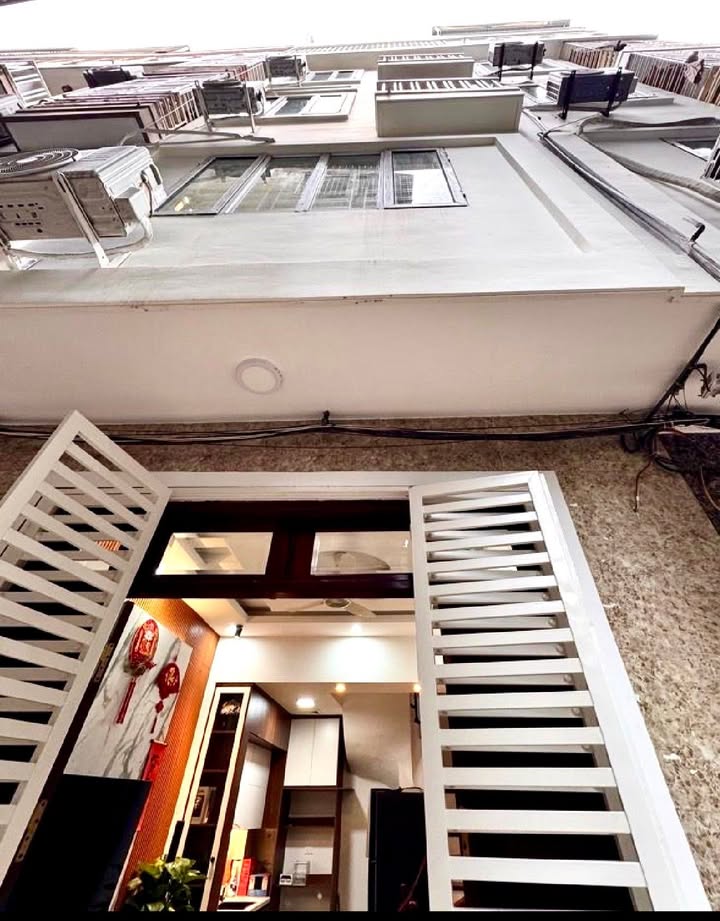 Nhà 35m² 5 Tầng Ngõ Ô Tô Bạch Mai, Hai Bà Trưng - Sổ Đỏ Chính Chủ