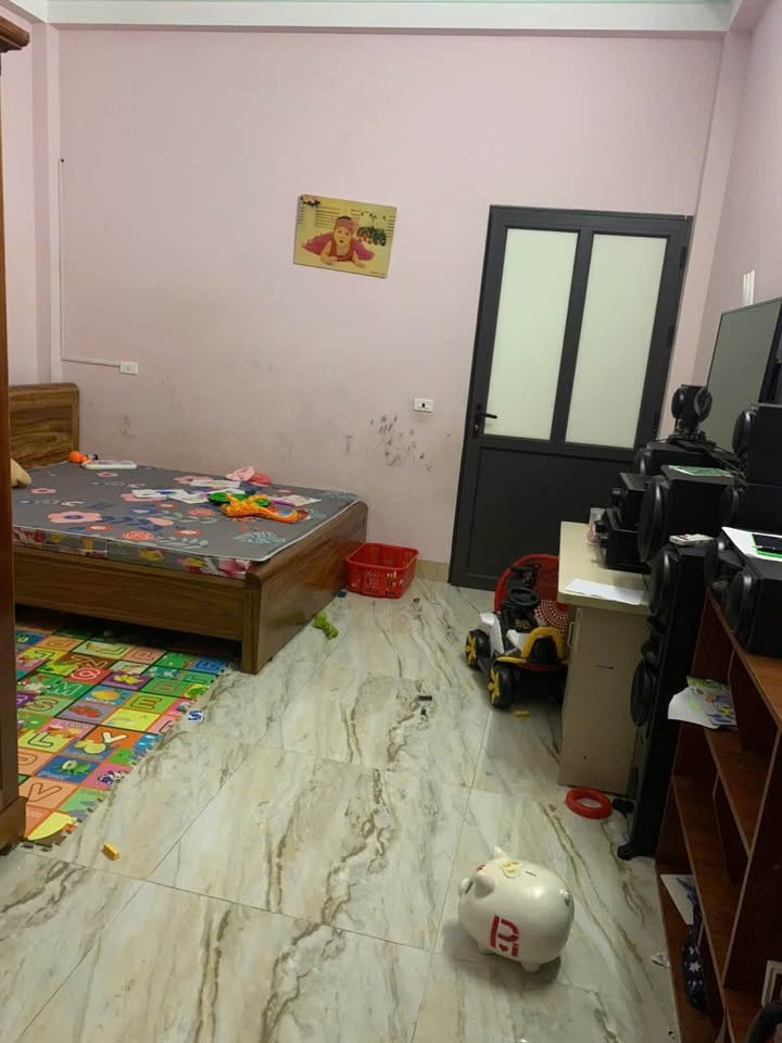 Nhà 90m² 3 Tầng Kinh Doanh Làn 2 Đàm Văn Lễ, Hoàng Mai - View Hồ