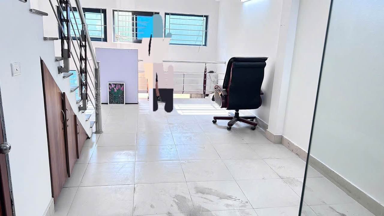 Nhà Phố Cổ Nhuế 40m² - 4 Tầng - Giá 7.5 Tỷ - Sổ Đỏ Sẵn Sàng