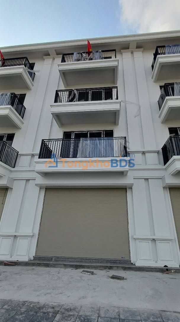 Nhà Liền Kề Kinh Doanh P.4, Mỹ Tho - 120m², 5 Tầng, Hướng Đông Nam