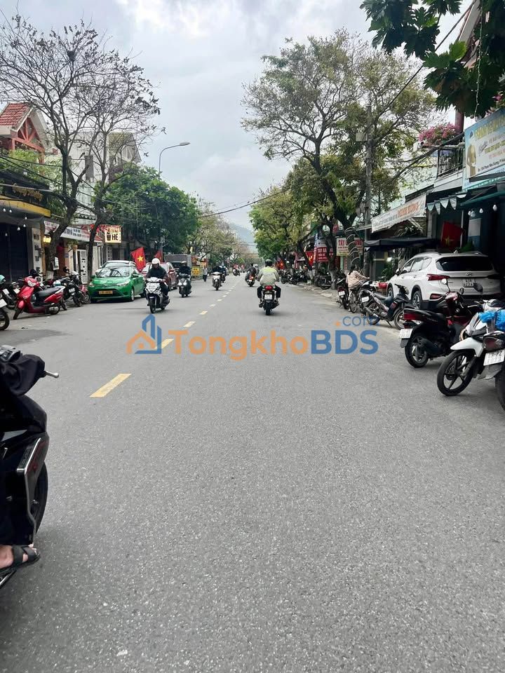 Nhà 4 tầng mặt tiền Hà Huy Tập, Thanh Khê, Đà Nẵng - 200m² kinh doanh đỉnh