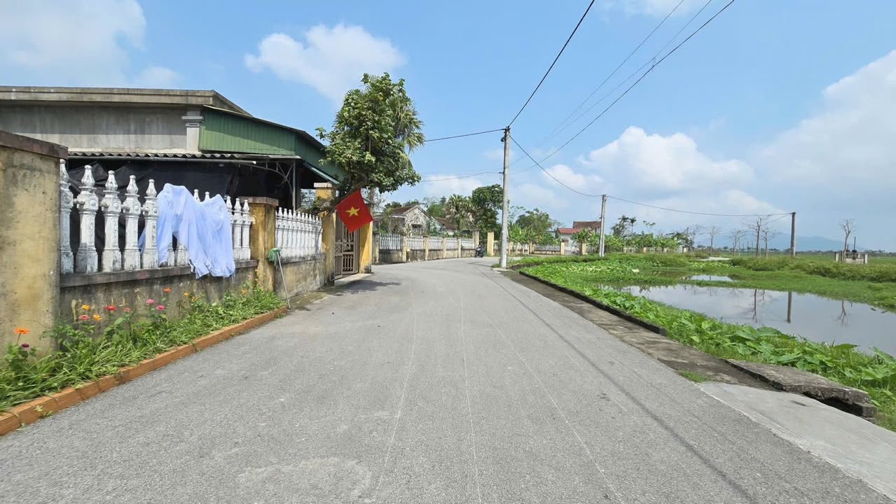 Bán Đất Góc TDP Liên Thanh, Hà Tĩnh - 131.4m² - Sổ Đỏ Sẵn Sàng