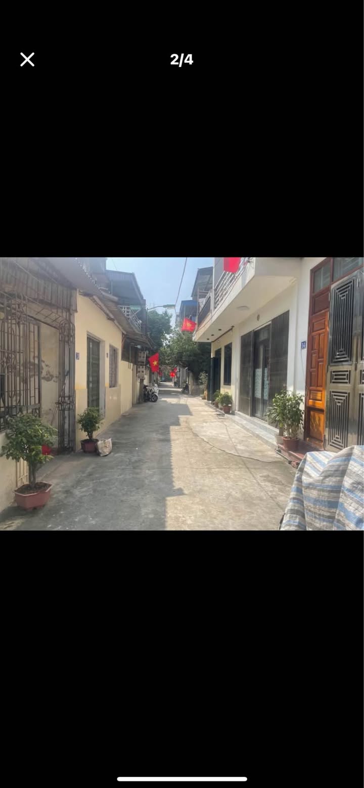 Nhà 46m² Nguyễn Khuyến, Nam Định - 3PN, Ô tô đỗ cửa, Giá 2.5 tỷ