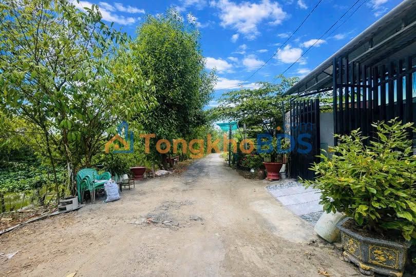 Nhà riêng Tân Hạnh Long Hồ 85,7m² 1,25 tỷ - Ô tô vào tận nhà