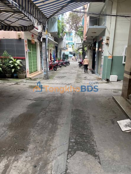 Nhà nát hẻm xe hơi Nguyễn Tiểu La Q10 - 25m² - 5.9 tỷ - Sổ hồng riêng