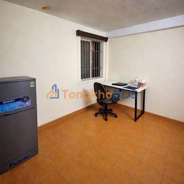 Cho thuê căn hộ 50m² Tập thể Z10 Tạ Quang Bửu - Giá 7.2 triệu/tháng