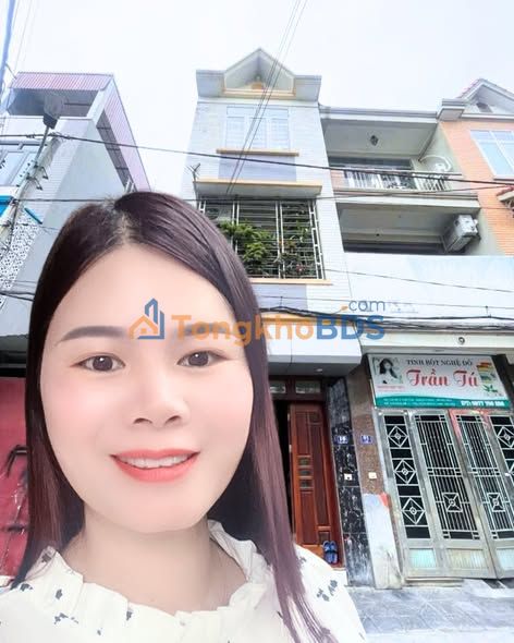 Nhà 4 Tầng Đông Anh 60m² - Ô Tô Tránh - Giá Hơn 5 Tỷ