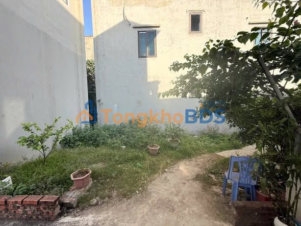 Đất Đông Anh 41.5m² - Sổ đỏ chính chủ, vị trí đẹp, giá chỉ 3.8 tỷ