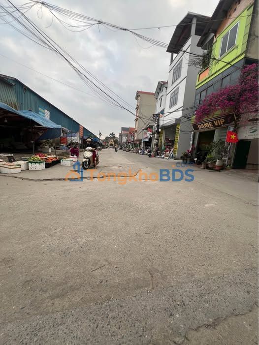 Cho thuê Kiot kinh doanh Mê Linh - Đường thông 3 ô tô, đối diện chung cư