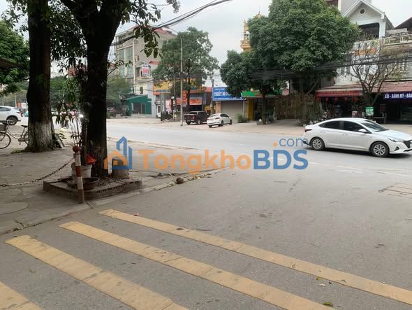 Bán Gấp Đất Tặng Nhà 60m² Đông Anh - Kinh Doanh, Oto Tránh, Sổ Đỏ