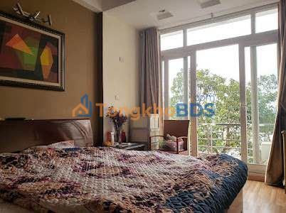 Nhà 31m² 5 Tầng Nguyễn Văn Cừ, Long Biên - Sổ Đỏ, Giá 7.77 Tỷ