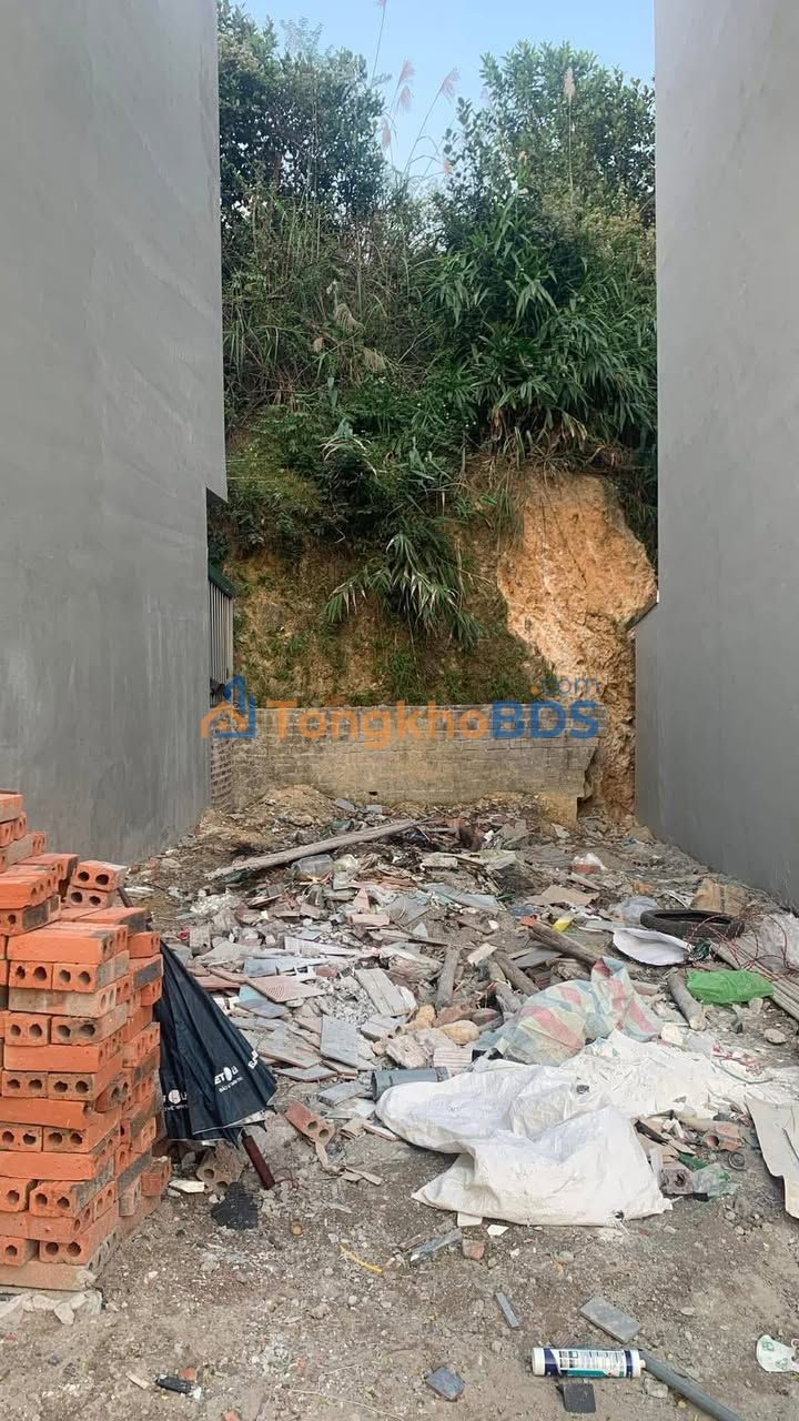 Đất Nền Cao Thắng, Hạ Long 50m² - Ô tô vào nhà, Giá chỉ 1.x Tỷ