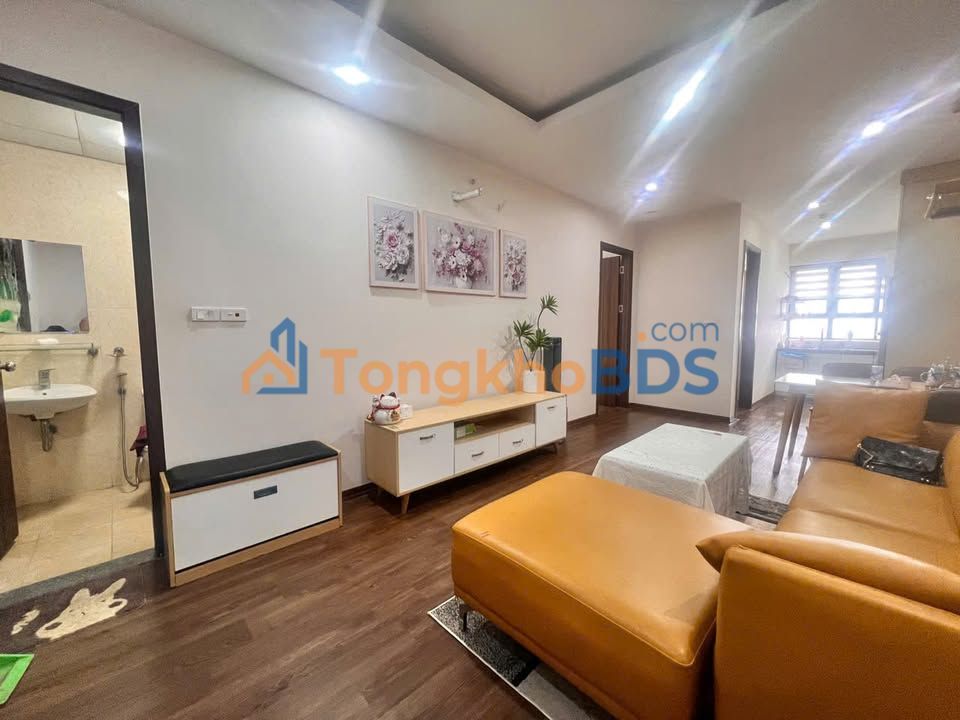 Bán Căn Hộ 2PN Tòa Vesta Hà Đông - Sổ Đỏ 56m² Giá 3.x Tỷ