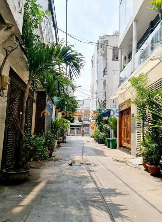 Nhà Tân Bình 73m² giá 8 tỷ - Ô tô vào tận nhà