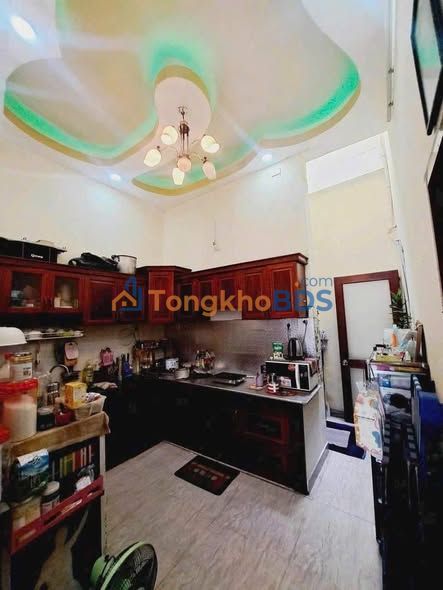 Nhà Hóc Môn 100m² - Hẻm 8m Xe Tải, Sát Trường Trần Văn Mười