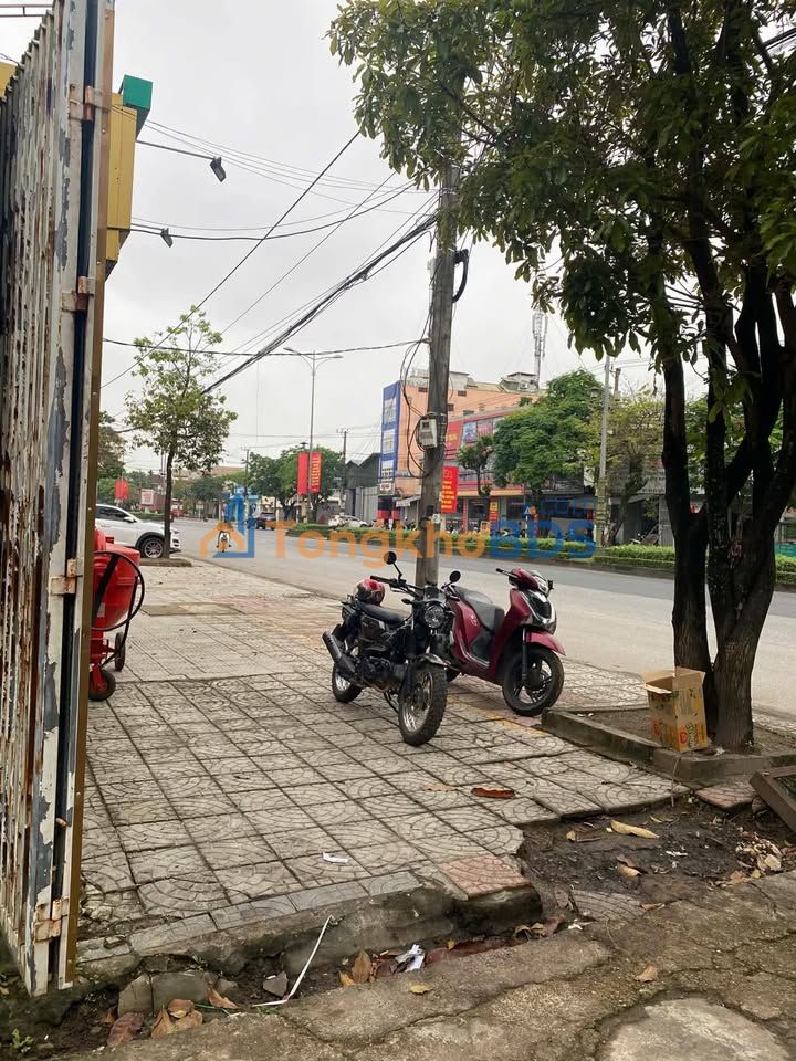 Nhà Góc 2 Mặt Tiền Lê Duẩn, Quảng Trị - 100m² Kinh Doanh Đắc Lợi