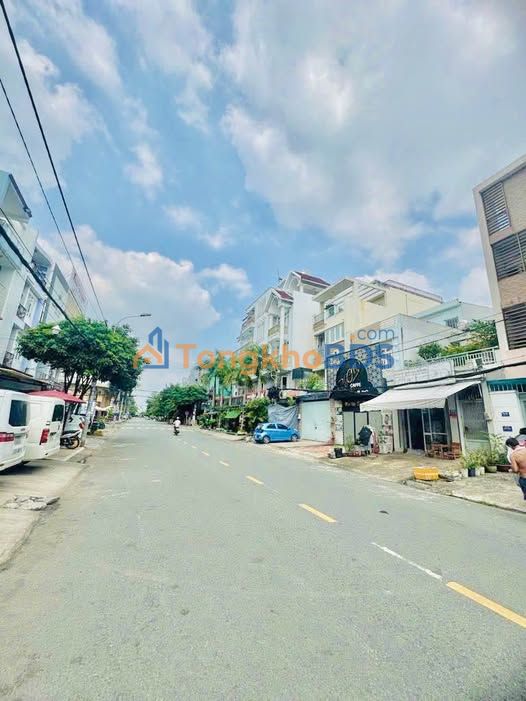 Nhà Phố Mặt Tiền Kinh Doanh Tên Lửa, Bình Tân - 100m² - 10.6 Tỷ