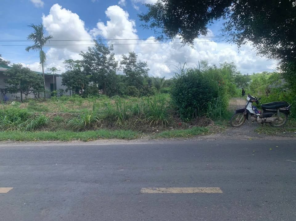 Đất thổ cư mặt tiền Quốc lộ 29, Krông Năng - 407m² - Tách 2 sổ