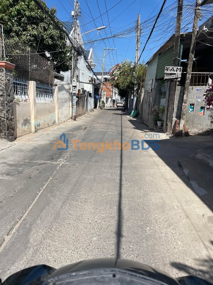 Nhà C4 Hẻm Lương Ngọc Quyến Phan Thiết 100m² - Giá Tốt 2.6 Tỷ