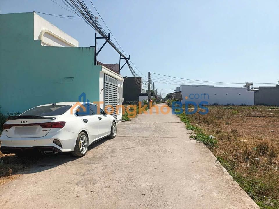 Bán Đất Nền Phong Nẫm, Phan Thiết 100m² - Sổ Hồng Riêng, Dân Cư Đông Đúc