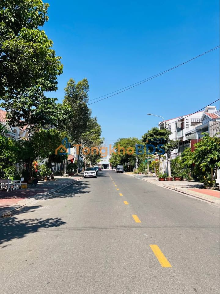 Nhà 135m² KDC Hùng Vương, Phan Thiết - Giá 4.7 Tỷ, Gần Lotte Mart