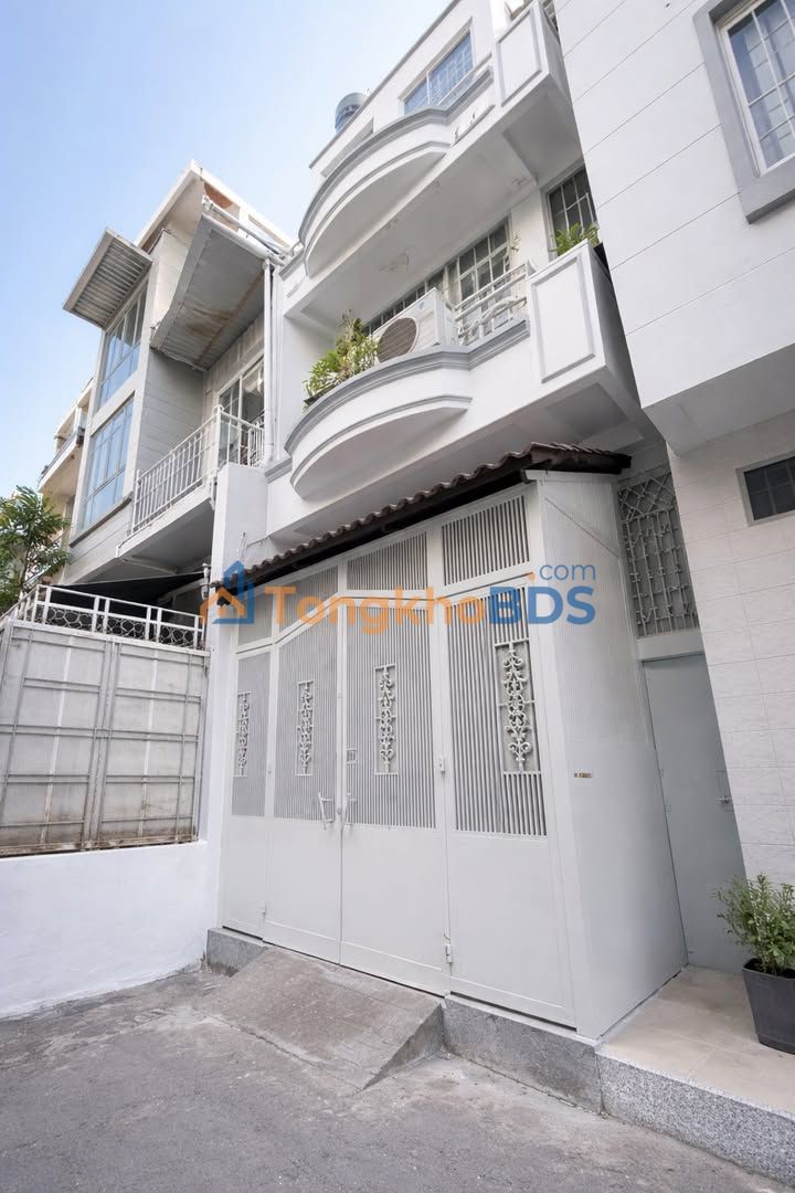 Nhà 3 Tầng HXH Quận 3 - 3.7x9.5m - 7.5 Tỷ - Sổ Hồng Sẵn Sàng