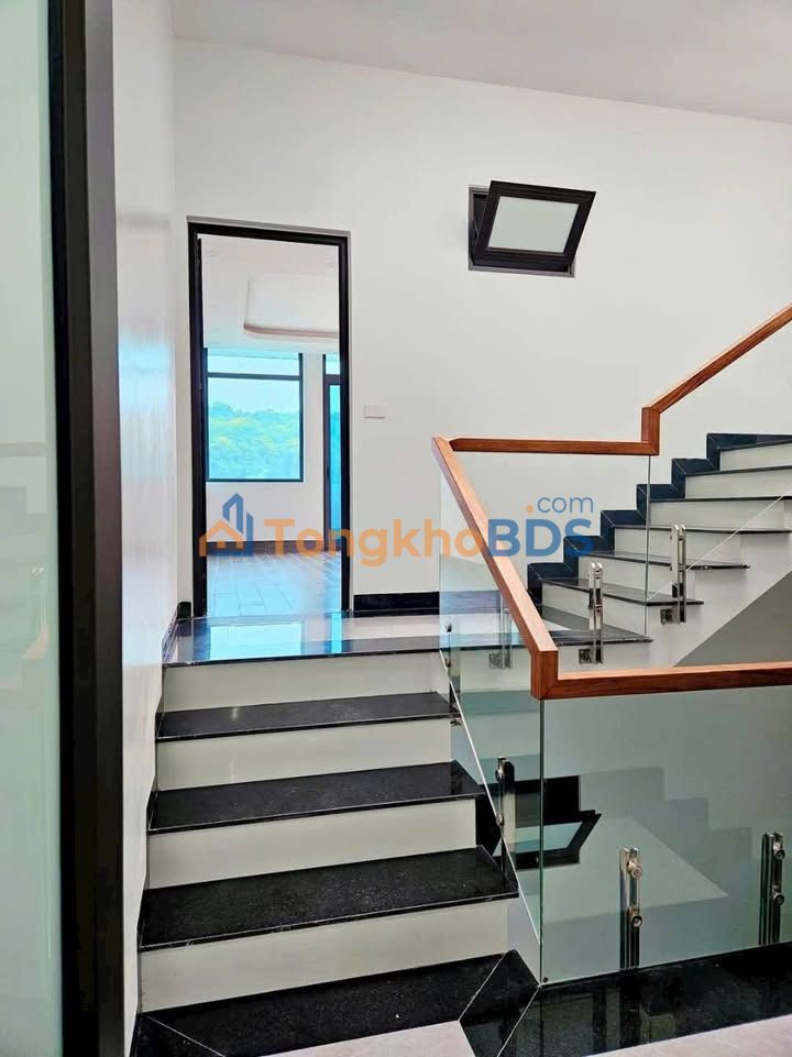 Nhà Cốc Lếu Lào Cai 90m² 4.x tỷ - Sẵn sàng ở ngay