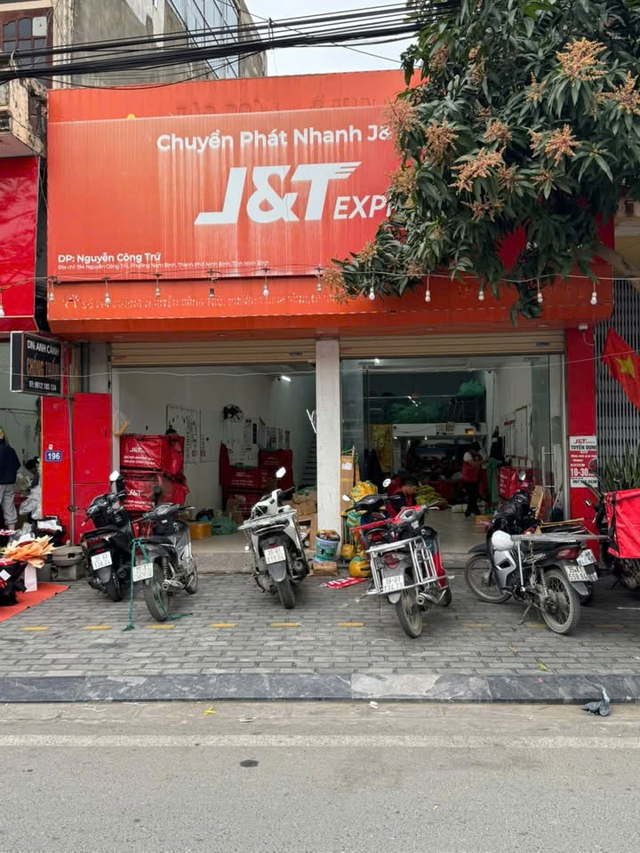 Mặt bằng Kinh doanh 169.7m² Mặt tiền 6.8m - Nguyễn Công Trứ, TP Ninh Bình