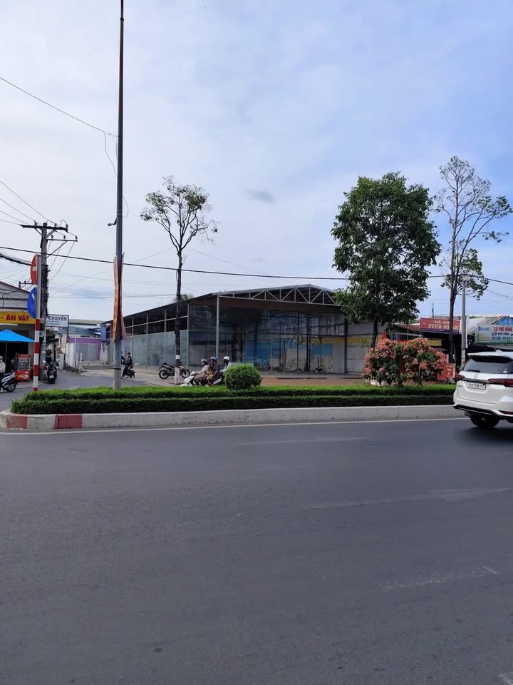 Mặt Bằng Góc 2 Mặt Tiền Nguyễn Văn Cừ, Cần Thơ - 550m² Kinh Doanh Đa Ngành