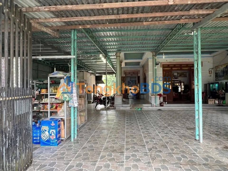 Nhà Mặt Tiền Vĩnh Hòa Phú Giáo 1100m² - Kinh Doanh Sầm Uất, Giá 4.5 Tỷ