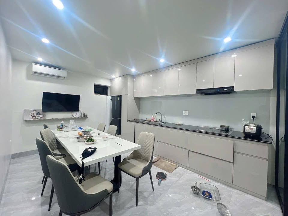 Nhà Mặt Tiền Vũ Chí Thắng, Hải An - Kinh Doanh Sầm Uất - 50m²