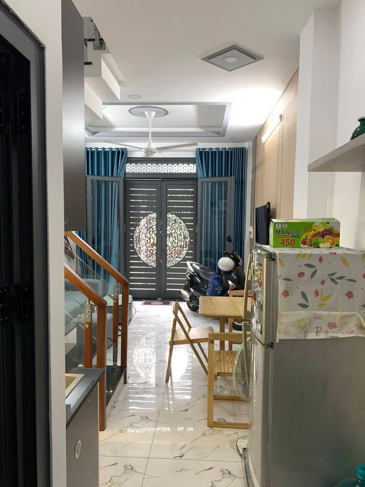 Nhà Nguyên Căn 36m² Tân Kỳ Tân Quý, Full Nội Thất - Giá 10 Triệu