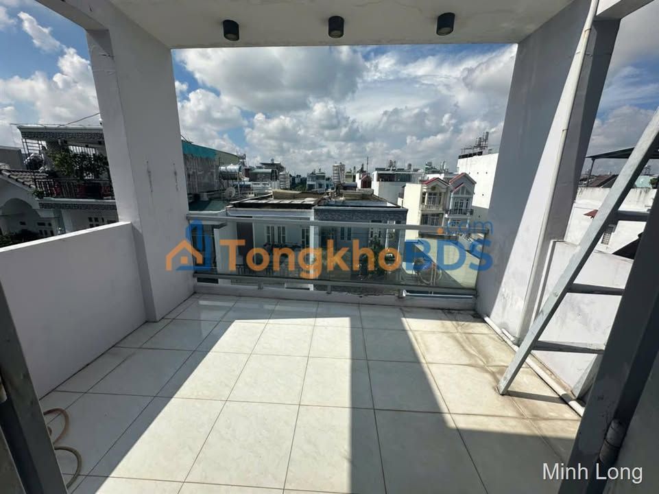 Cho thuê nhà 3 lầu Thới An, Quận 12 - 4PN, Hẻm Xe Hơi, Full Nội Thất