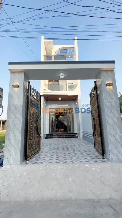 Nhà 2 Tầng Mỹ Hạnh Nam, Long An - 100m² Sổ Hồng Hoàn Công, Tặng Nội Thất