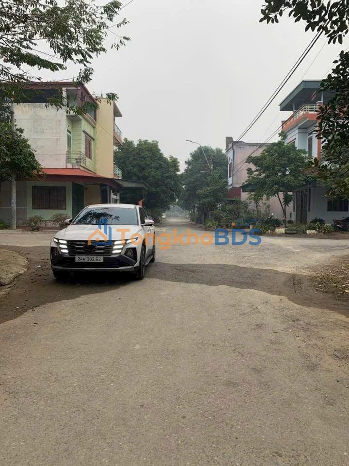 Đất nền Bến Đền Lào Cai 124m² - Sổ đỏ sẵn, xây tự do, giá 1.12 tỷ